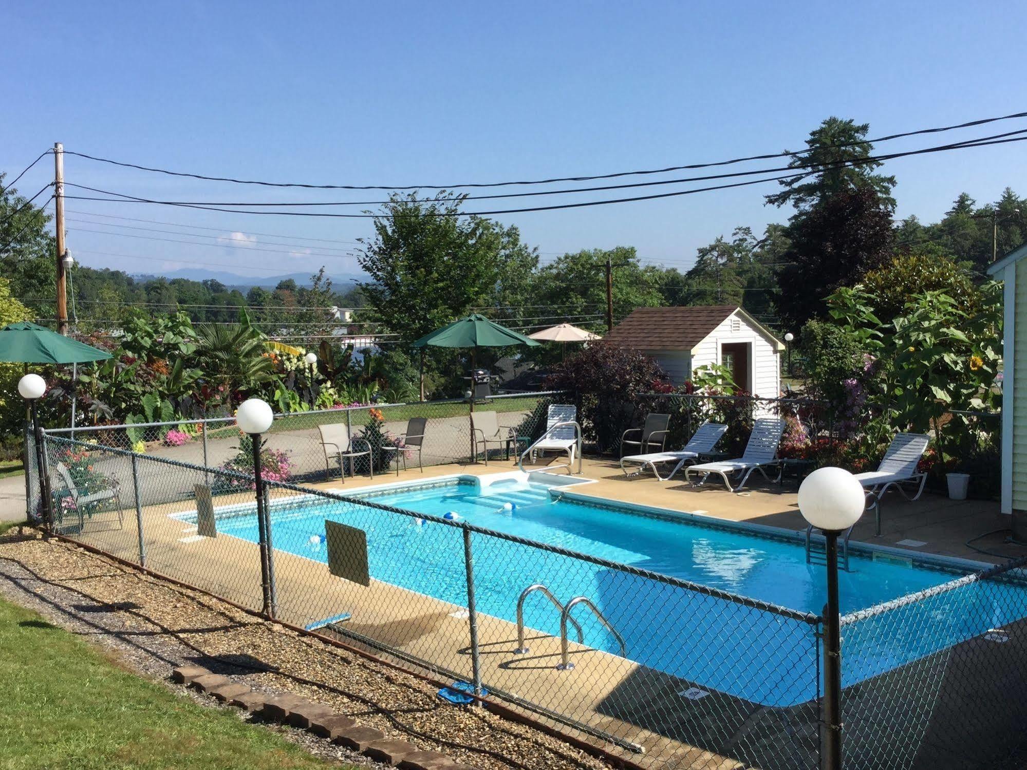 Bay Top Motel Weirs Beach Zewnętrze zdjęcie